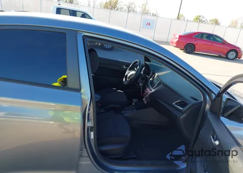 2018 Hyundai Accent Sel z USA, uszkodzony, nr VIN 3KPC24A30JE030017